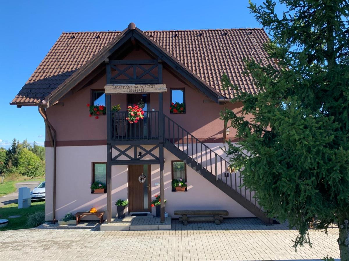 Apartmany Na Rozcesti Lomnice nad Popelkou Exterior foto